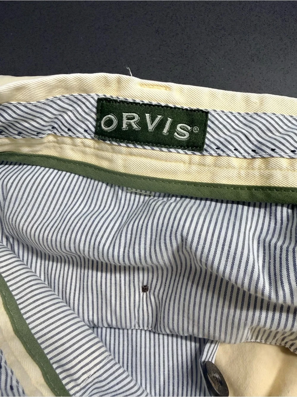 Orvis Men’s 38 Yellow Cotton Chino Shorts 9” Inseam Casual Golf